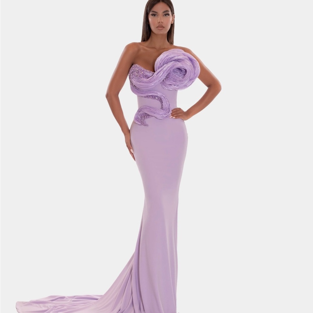 Chic Strapless Lavender Evening Dress